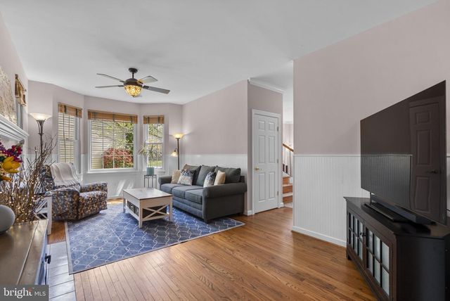 7805 HERITAGE FARM DR, Gaithersburg, MD 20886