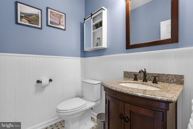 7805 HERITAGE FARM DR, Gaithersburg, MD 20886