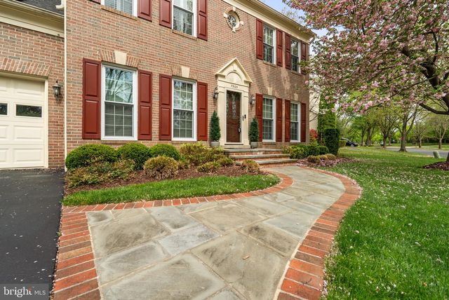 7805 HERITAGE FARM DR, Gaithersburg, MD 20886