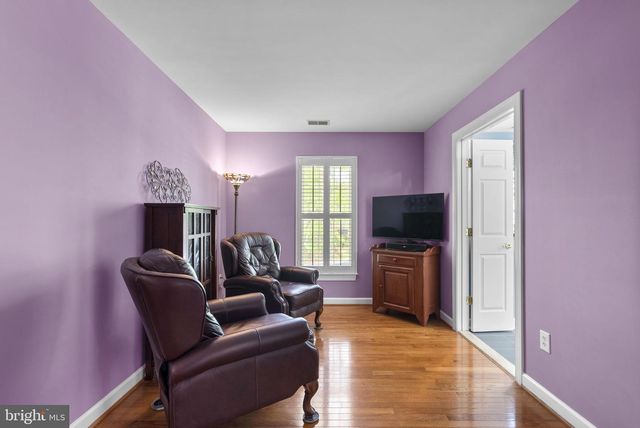 7805 HERITAGE FARM DR, Gaithersburg, MD 20886