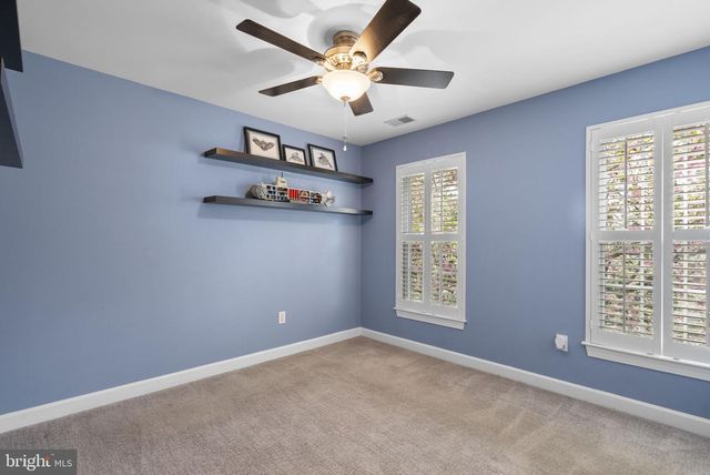 7805 HERITAGE FARM DR, Gaithersburg, MD 20886