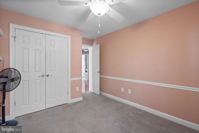 7805 HERITAGE FARM DR, Gaithersburg, MD 20886