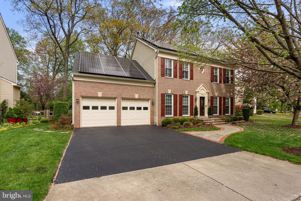 7805 HERITAGE FARM DR, Gaithersburg, MD 20886