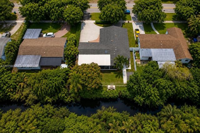 5380 SW 92nd Avenue, Miami, FL 33165