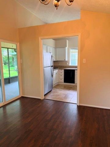 3307 S Peach Hollow Circle, Pearland, TX 77584