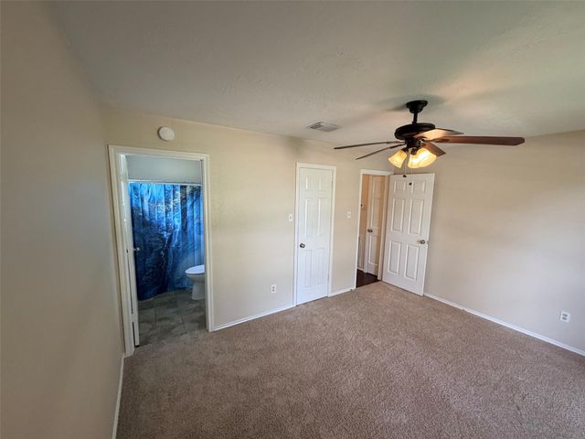 3307 S Peach Hollow Circle, Pearland, TX 77584