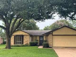 3307 S Peach Hollow Circle, Pearland, TX 77584