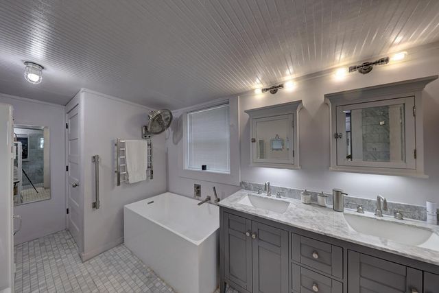 59 Wagon Rd, Alpine, TX 79830