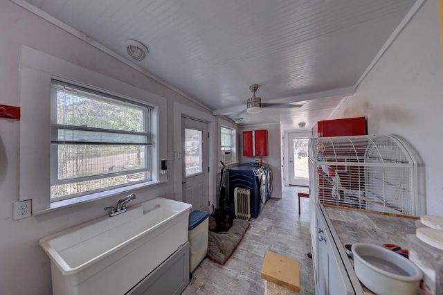 59 Wagon Rd, Alpine, TX 79830