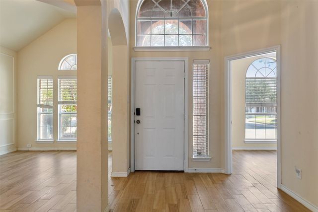 11409 Pheasant Creek Drive, Fort Worth, TX 76244