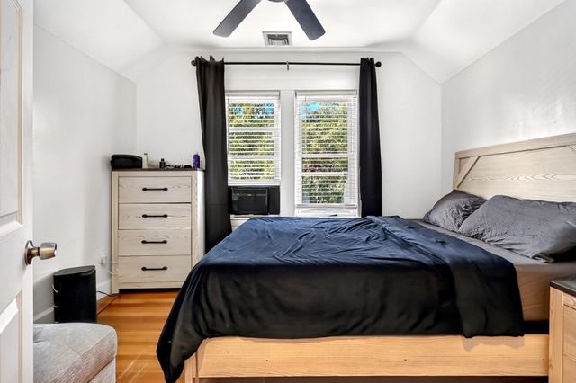 162 Brush Hill Rd 2, Milton, MA 02186