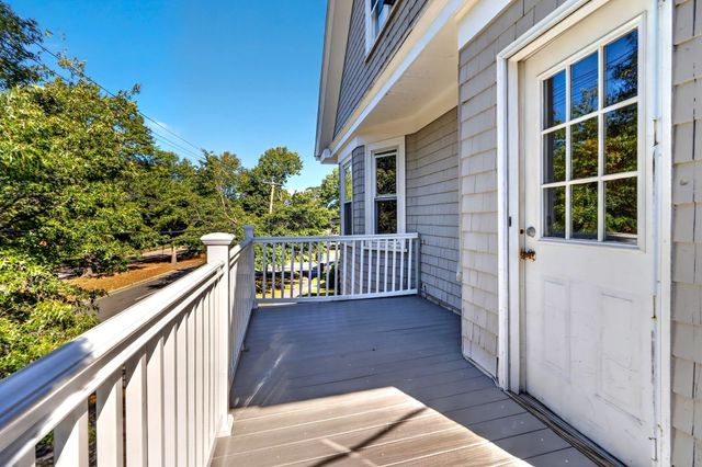 162 Brush Hill Rd 2, Milton, MA 02186