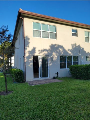 9044 Kingsmoor Way, Wellington, FL 33467