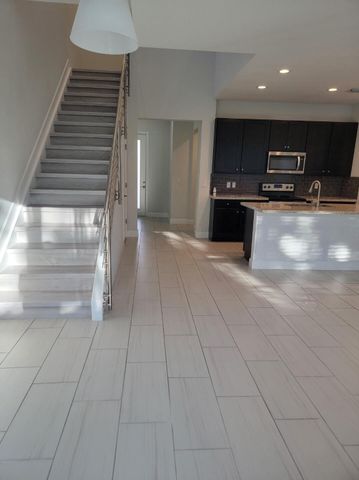 9044 Kingsmoor Way, Wellington, FL 33467