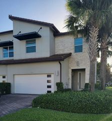 9044 Kingsmoor Way, Wellington, FL 33467