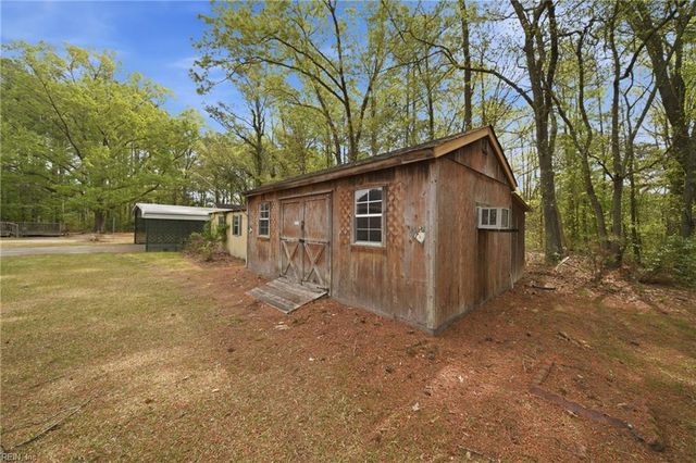 26502 Pine Haven RD, Courtland, VA 23837