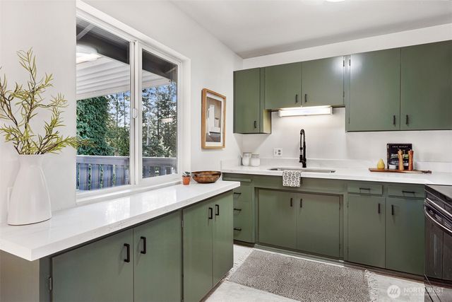 16505 67th Avenue W, Lynnwood, WA 98037