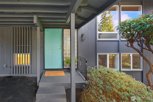 16505 67th Avenue W, Lynnwood, WA 98037