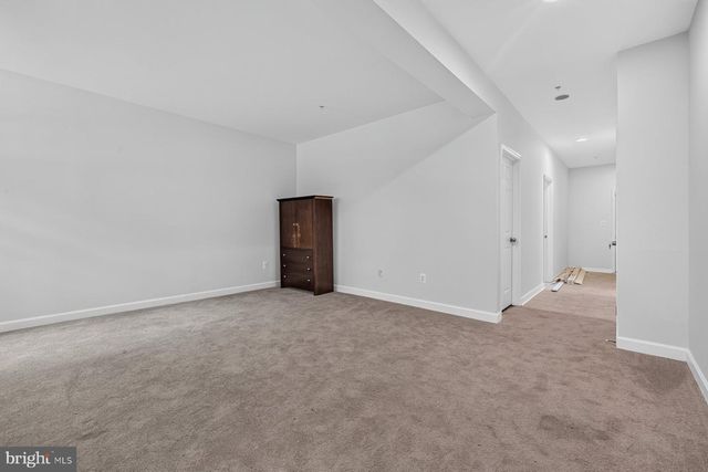 8010 HOMEFIELD DR, Landover, MD 20785