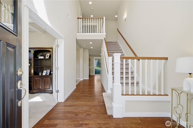 7326 NE 201st Place, Kenmore, WA 98028