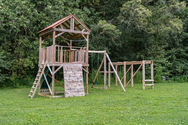 362 Lakeview St, Manchester, TN 37355