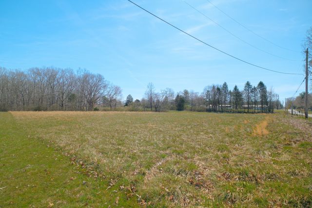 362 Lakeview St, Manchester, TN 37355