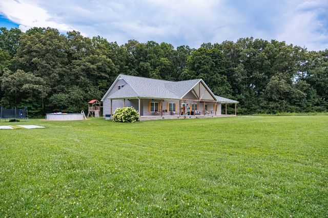 362 Lakeview St, Manchester, TN 37355