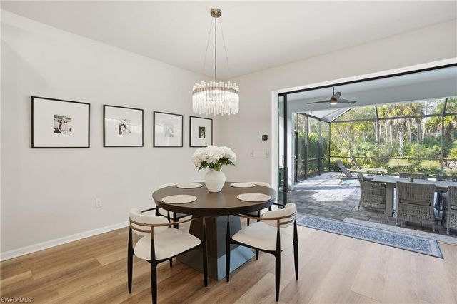 10395 Ventana LN, Naples, FL 34120