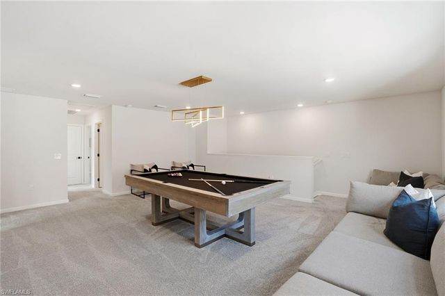 10395 Ventana LN, Naples, FL 34120