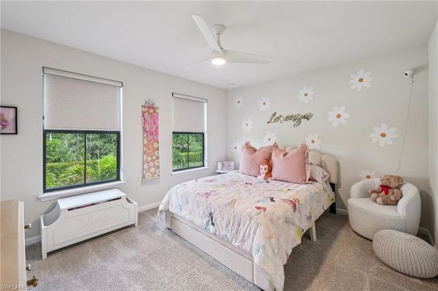 10395 Ventana LN, Naples, FL 34120