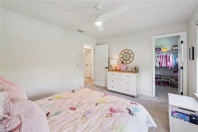 10395 Ventana LN, Naples, FL 34120