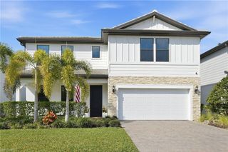 10395 Ventana LN, Naples, FL 34120