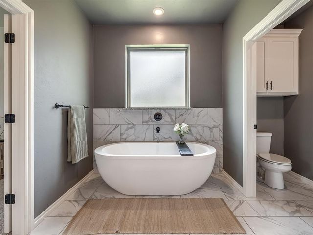 4844 Constitution Lane, Tuttle, OK 73089