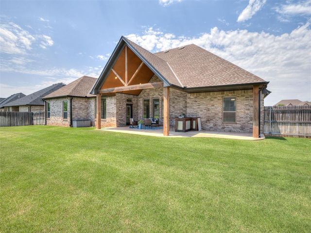 4844 Constitution Lane, Tuttle, OK 73089