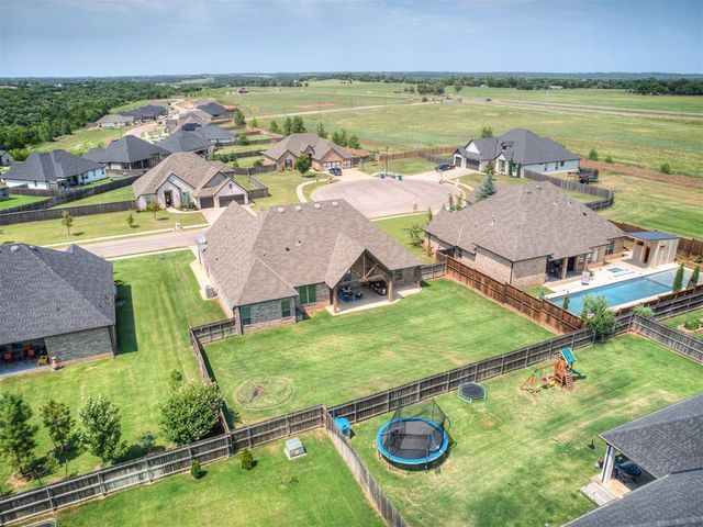 4844 Constitution Lane, Tuttle, OK 73089