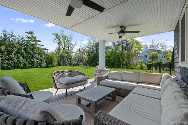 205 Hewlett Neck Road, Hewlett Neck, NY 11598