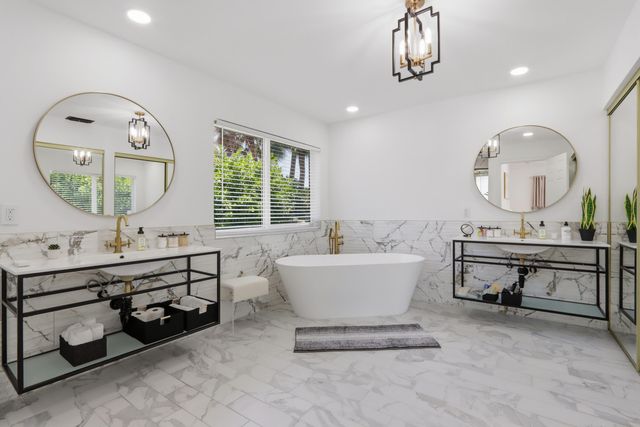 12725 Kingsway Road, Wellington, FL 33414