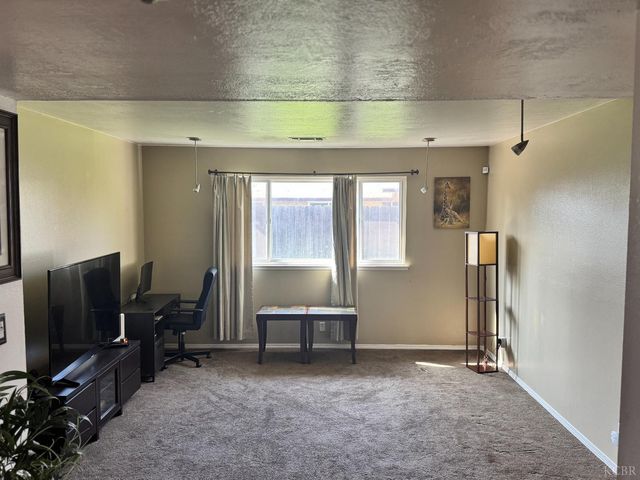 1475 Quandt Drive, Lemoore, CA 93245