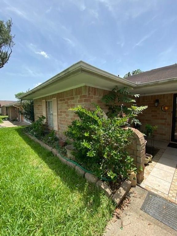 6326 Olson Lane, Pasadena, TX 77505