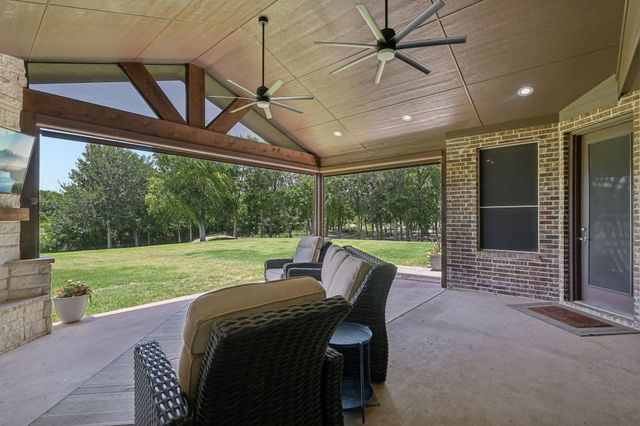 204 Falcon Point Drive, Heath, TX 75032