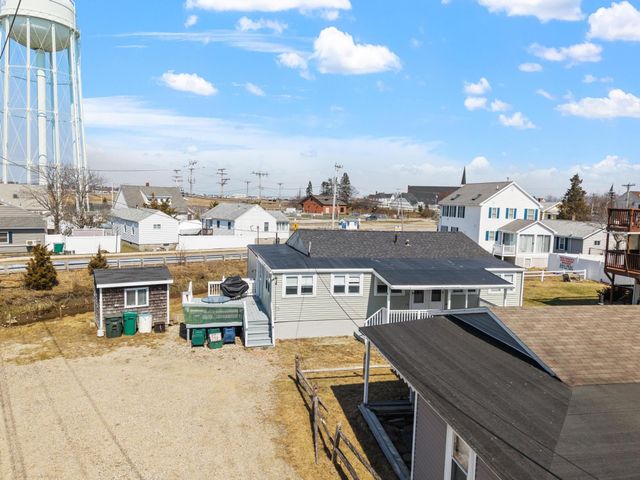 56 Nudd Avenue, Hampton, NH 03942
