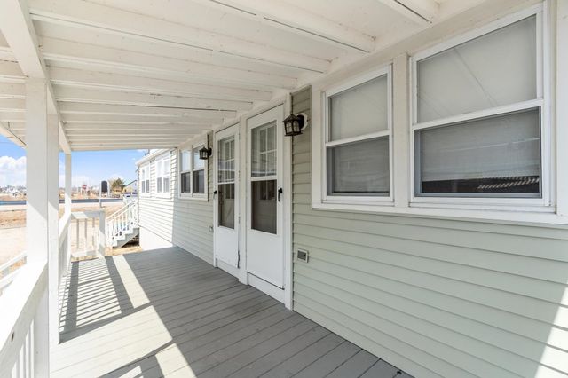 56 Nudd Avenue, Hampton, NH 03942