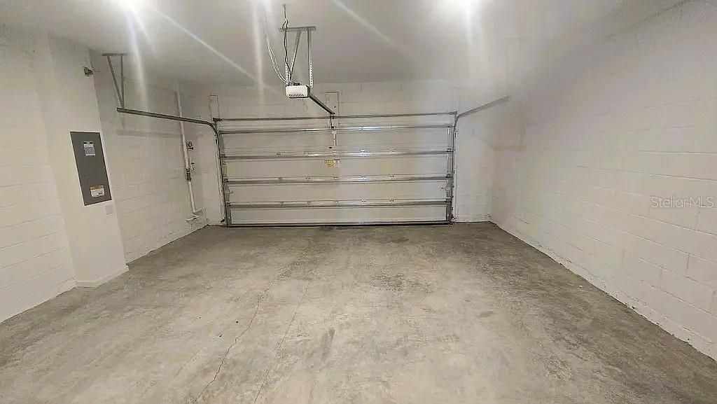 Image 4 of property listing at 7774 CLOVE HITCH WAY, Orlando, FL 32832