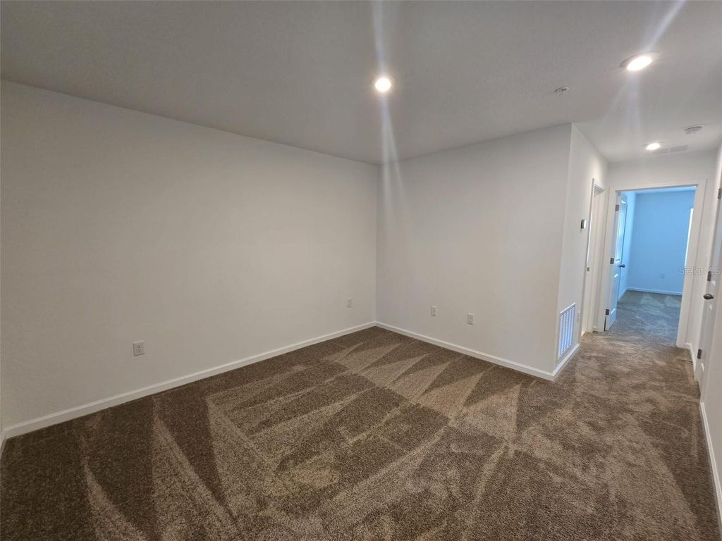 Image 10 of property listing at 7774 CLOVE HITCH WAY, Orlando, FL 32832
