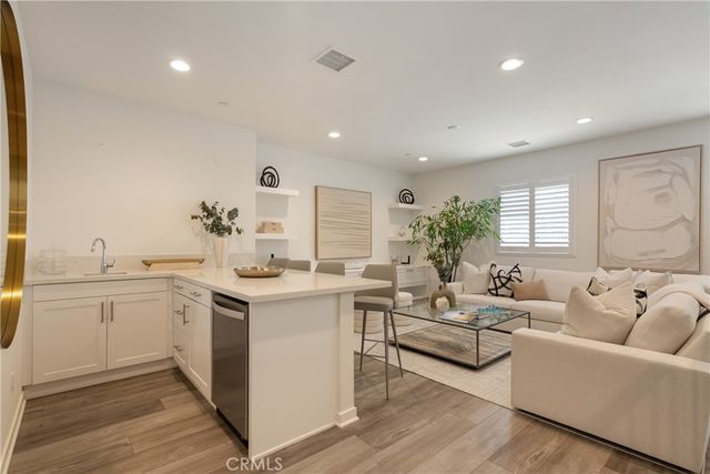 118 High Meadow, Lake Forest, CA 92610