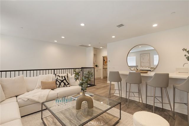 118 High Meadow, Lake Forest, CA 92610