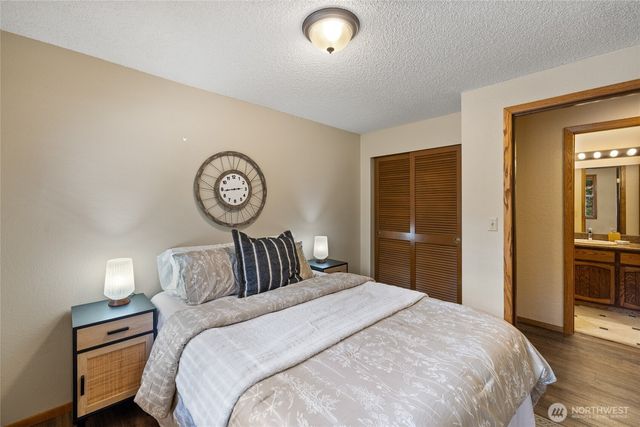 6805 246th Street E, Graham, WA 98338