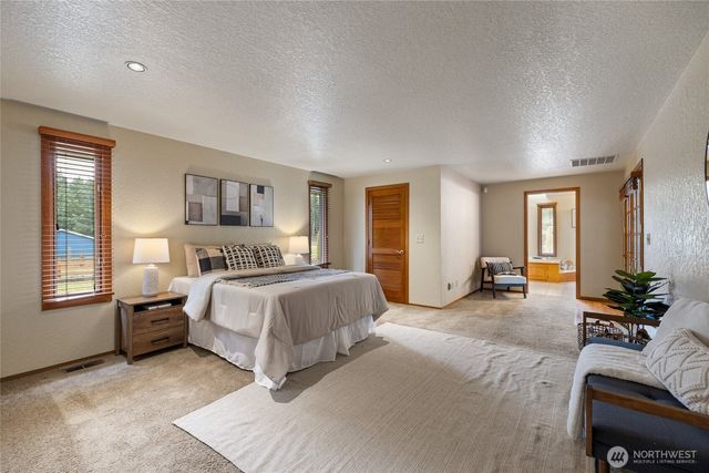 6805 246th Street E, Graham, WA 98338