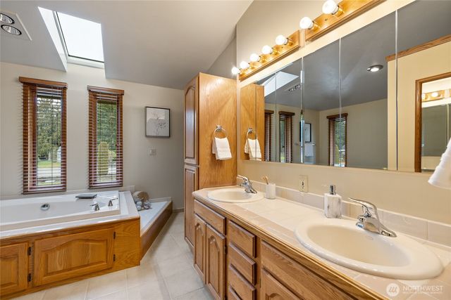 6805 246th Street E, Graham, WA 98338