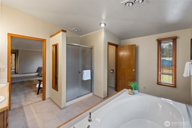 6805 246th Street E, Graham, WA 98338